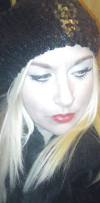 22P My FB Friend Carrie