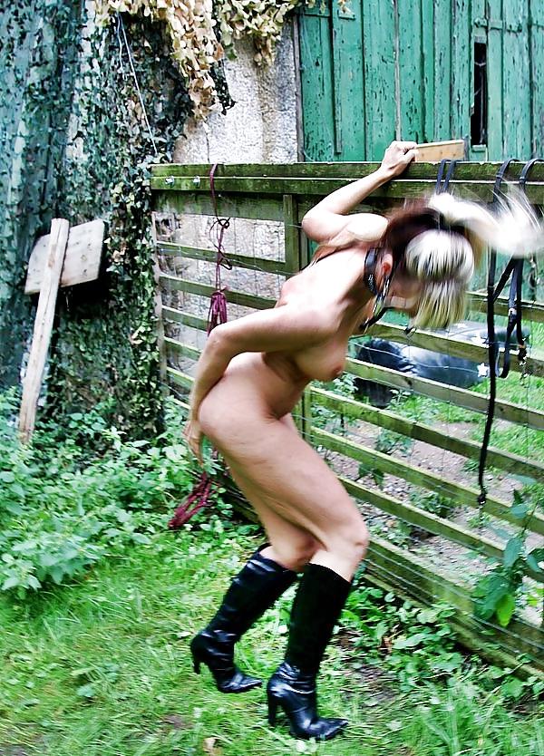 25P Bondage,,tasting the whip...