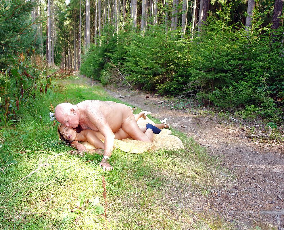 13P Teen has sex with old man in the forest