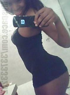 25P Thick in the lips, thick in the hips