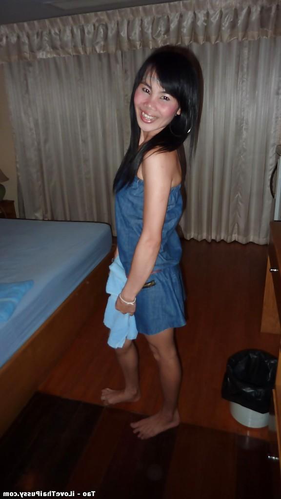 12P Thai chick Tao sliding white underwear aside to exhibit shaved vagina
