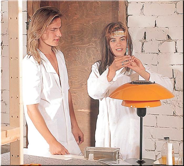 25P Retro doctor ilona has sex