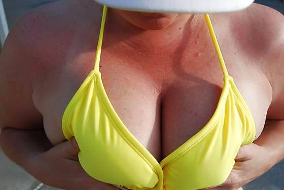13P A THICK MATURE PAWG