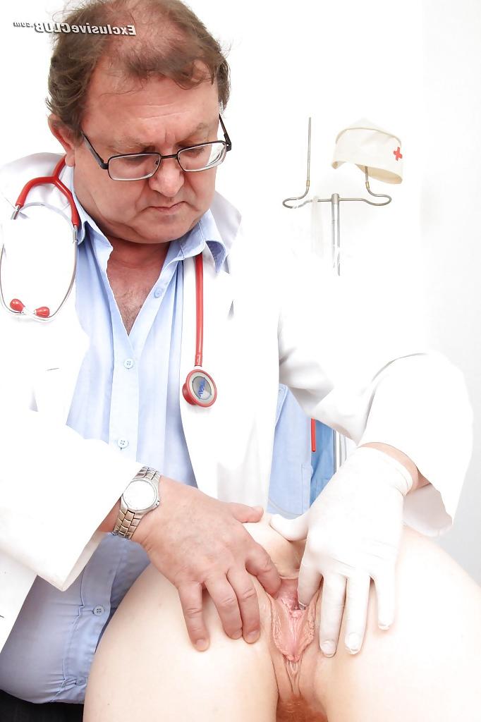 16P Fetish queen Barbara Babeurre lets doctor inspect her anal cavity