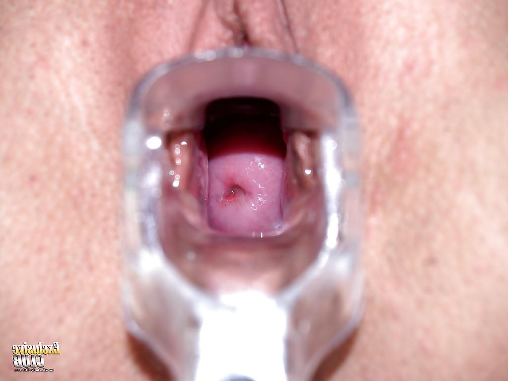 16P Fetish babe Rachael loves to show that wet pussy to a doctor