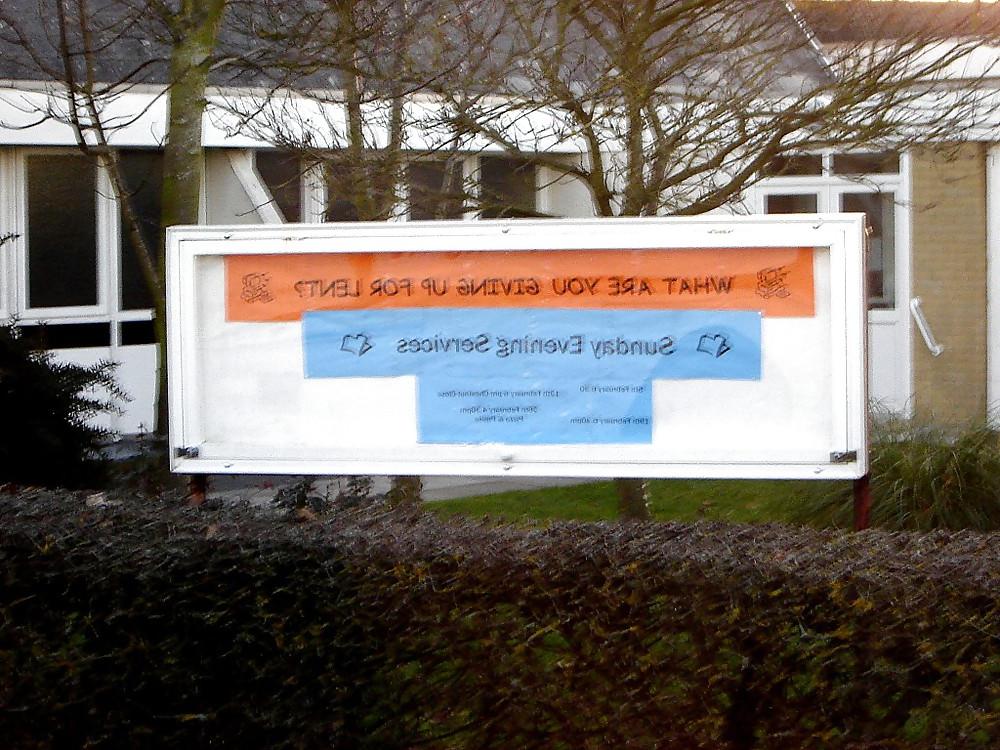 25P Funny signs and pics