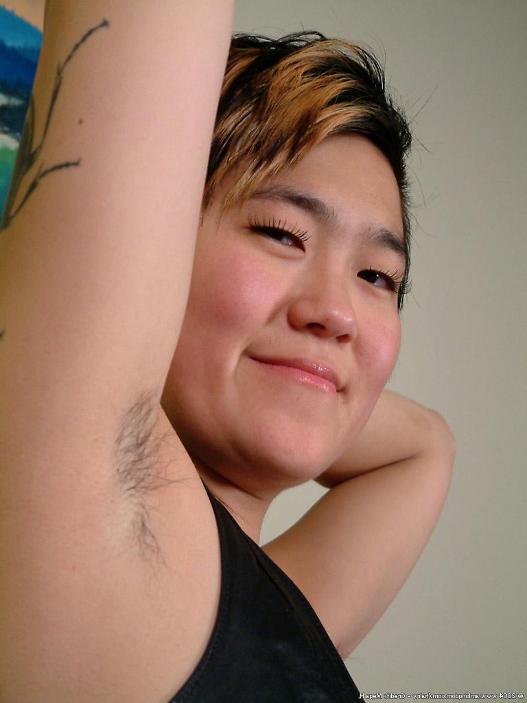 16P Tattooed amateur slut Cady shows off her hairy armpits while in panties