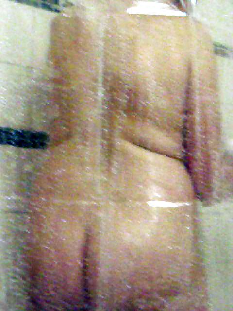 8P Wife voyeur pics