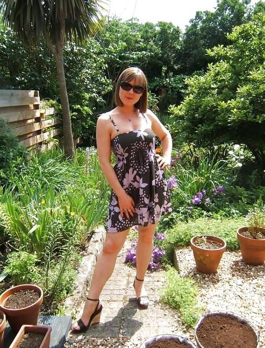 20P Facebook lovelies and high heel lovers
