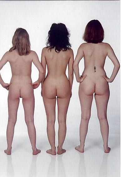 20P Photos naked home