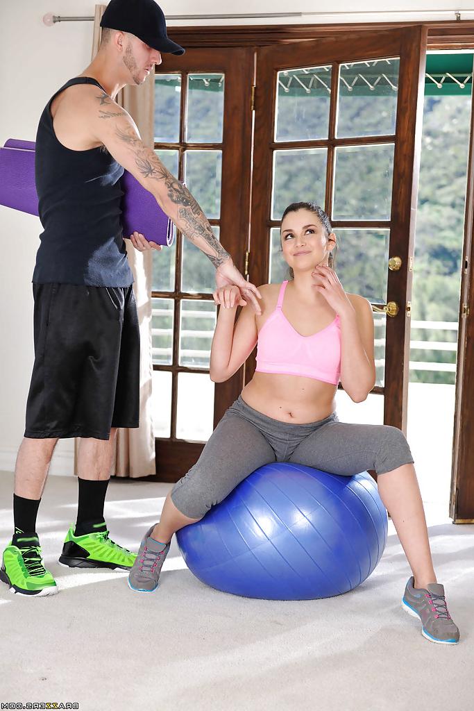 13P Top rated pornstar Allie Haze takes break from workout to suck cock