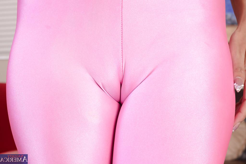16P Frisky latina hottie with shaved gash undressing and spreading her legs