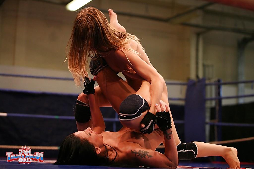16P Lesbian slut Candy Love is catfighting with her lover Destiny