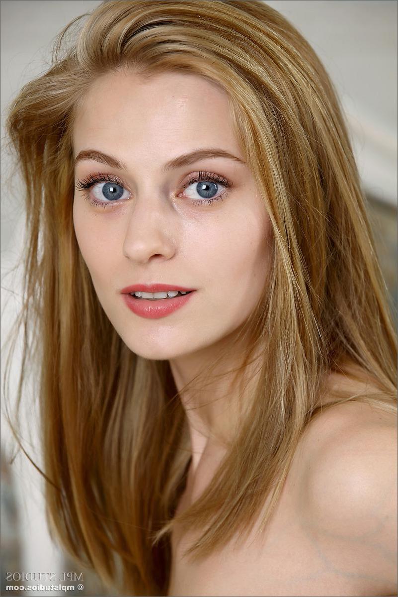 12P MPL Studios Presents Adrijana in "Feel The Heat"
