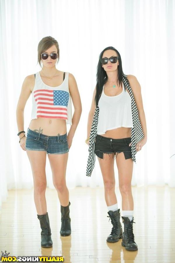 20P Malena Morgan and Alektra hook up for some passionate lesbian love making