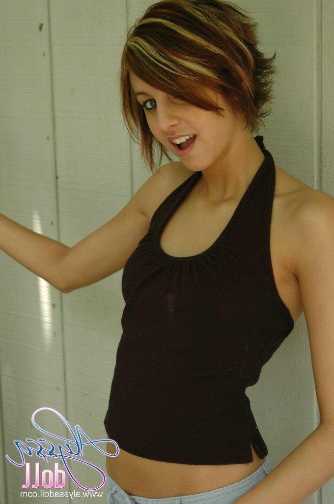 16P Pictures of Alyssa Doll taking her shirt off to cool off