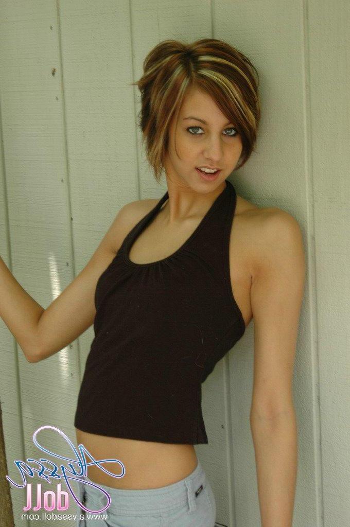 16P Pictures of Alyssa Doll taking her shirt off to cool off