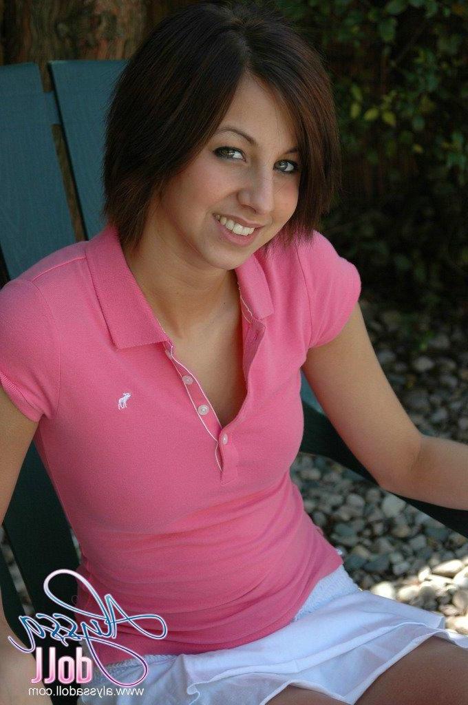15P Pictures of Alyssa Doll teasing outside