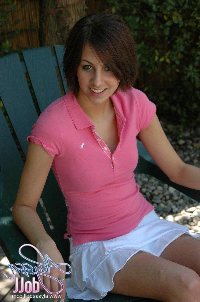 15P Pictures of Alyssa Doll teasing outside