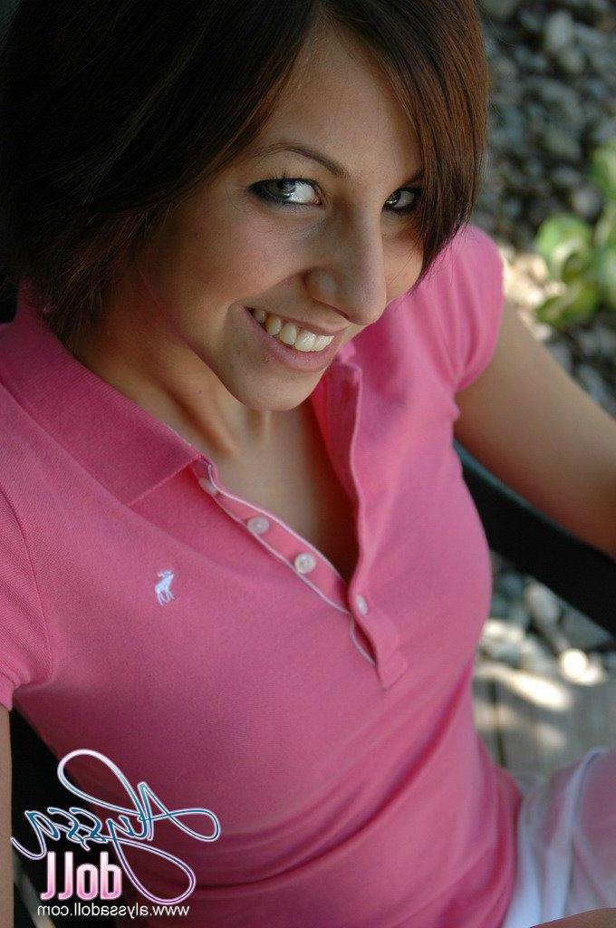15P Pictures of Alyssa Doll teasing outside