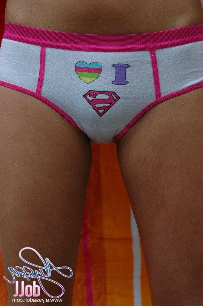 15P Pictures of Alyssa Doll being your super hero