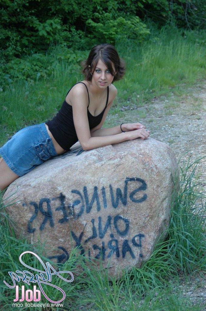15P Pictures of Alyssa Doll on a huge rock