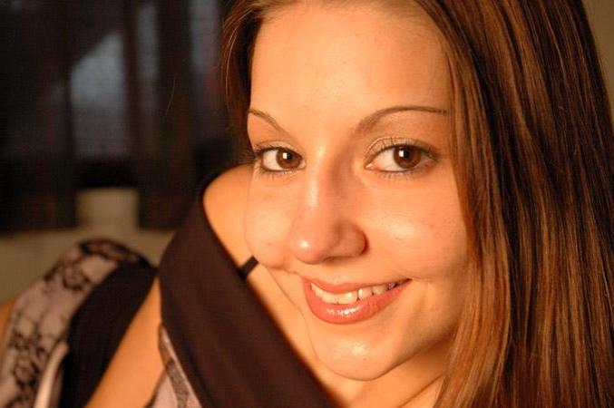 15P Pictures of Alyssa Teen teasing your cock from home