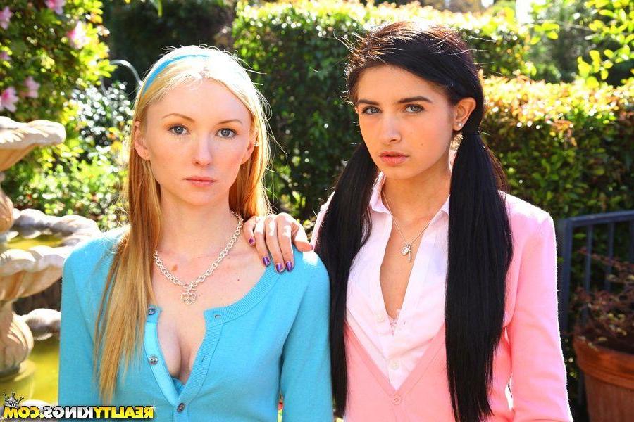 20P Pictures of teen cuties Zoe and Amy getting sex training