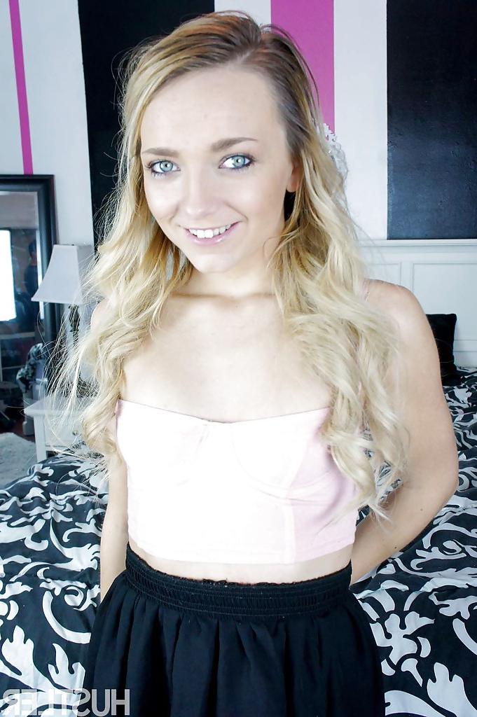 16P Cute pornstar Carmen Calloway flashing upskirt underwear in bedroom