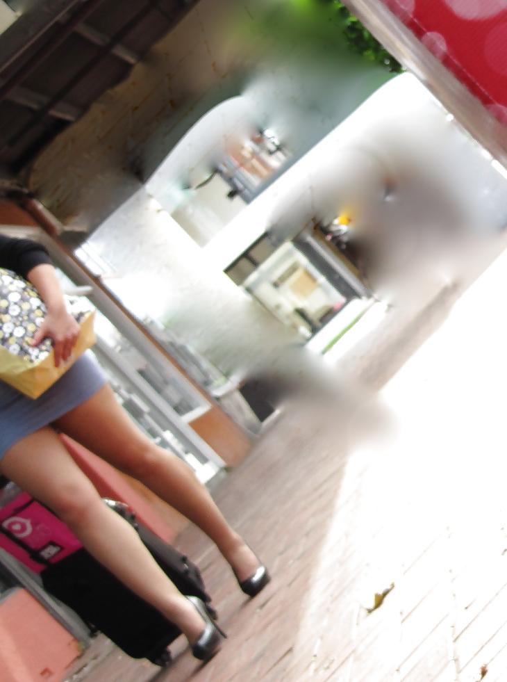 25P Voyeur photos of cuties around the world