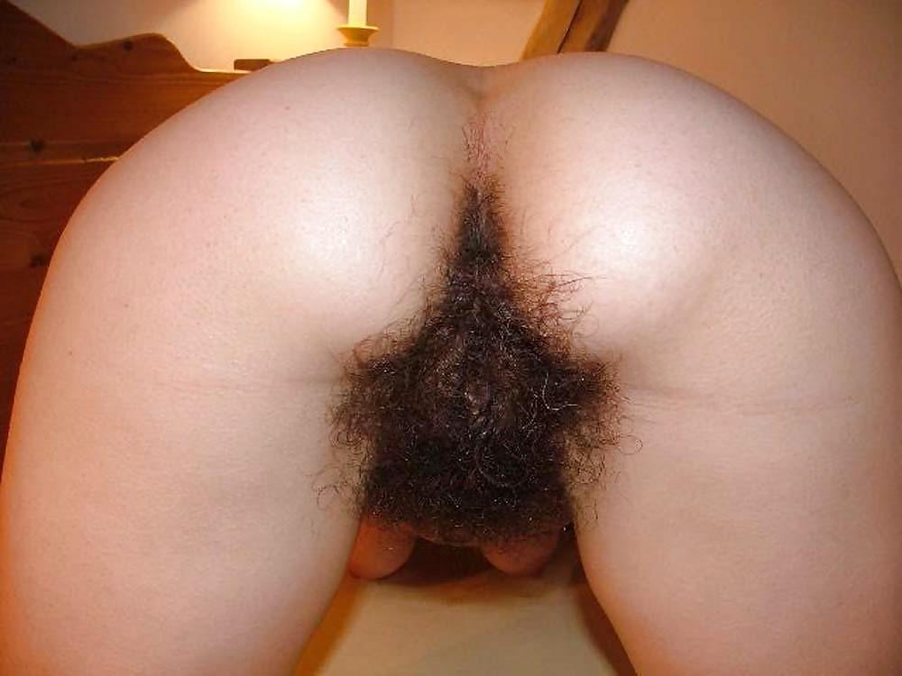 13P JOSEPHINE DE L'ILE MAURICE (The Hairy Queen)