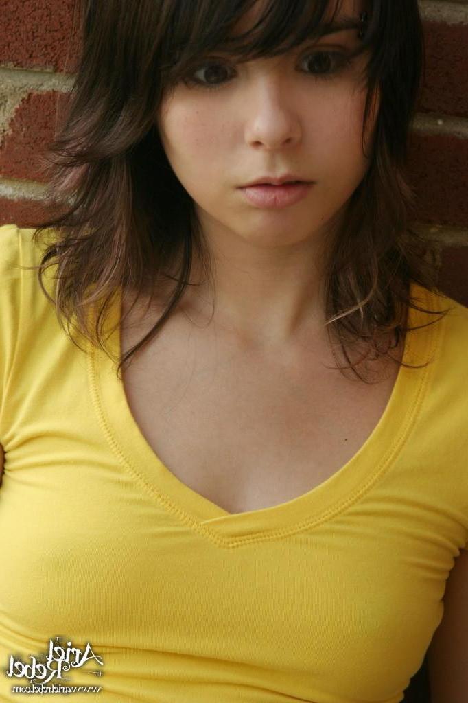 15P Pics of teen girl Ariel Rebel blowing bubbles