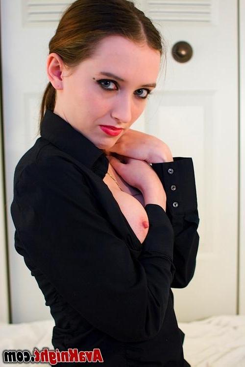 16P Pictures of Ava Knight spreading her legs so you can fuck her tight teen pussy