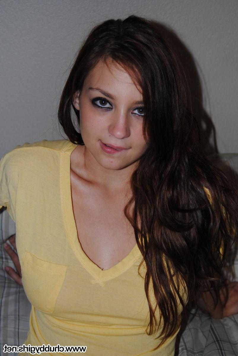 16P Samantha is a pretty busty girl in a sheer yellow shirt