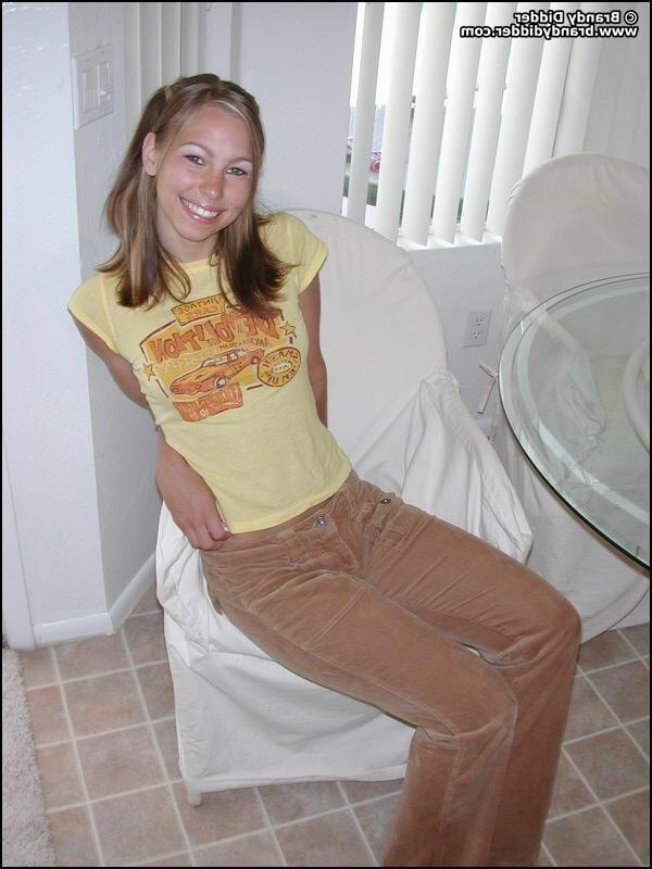 20P Pics of Brandy Didder stripping to her panties