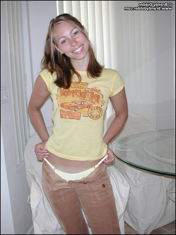 20P Pics of Brandy Didder stripping to her panties