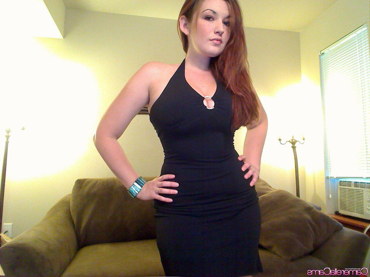 12P Pictures of teen Camerella Cams giving a hot show on cam