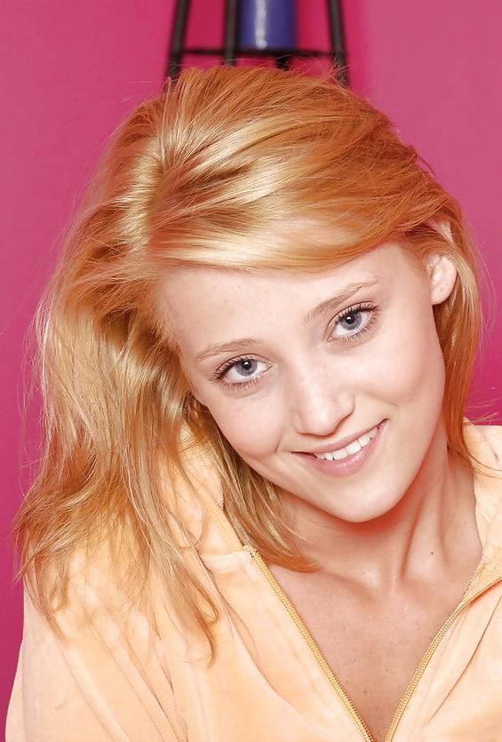 16P Seriously hot blonde teener on couch