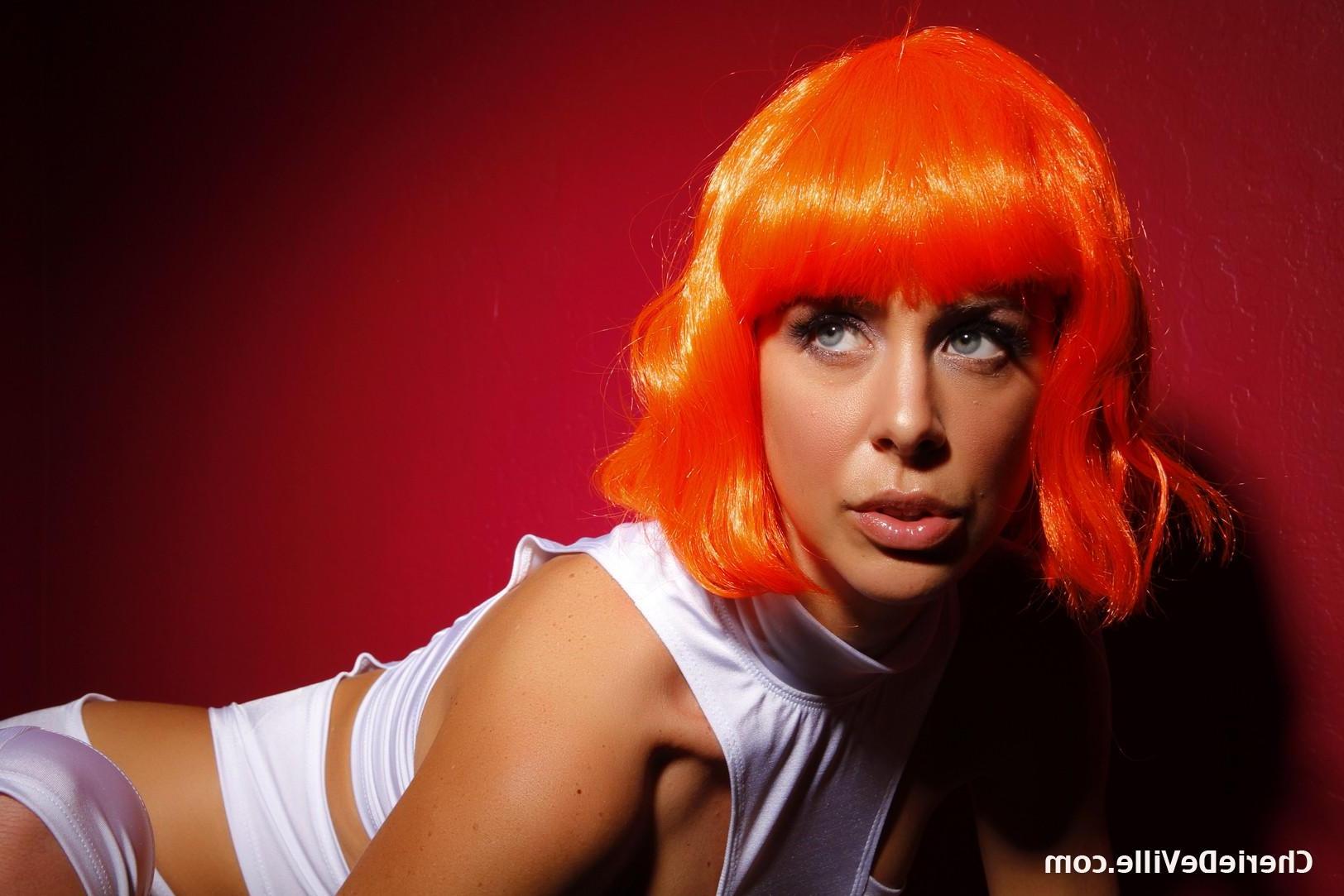 15P Pictures of Cherie Deville dressed up as Leeloo from The Fifth Element
