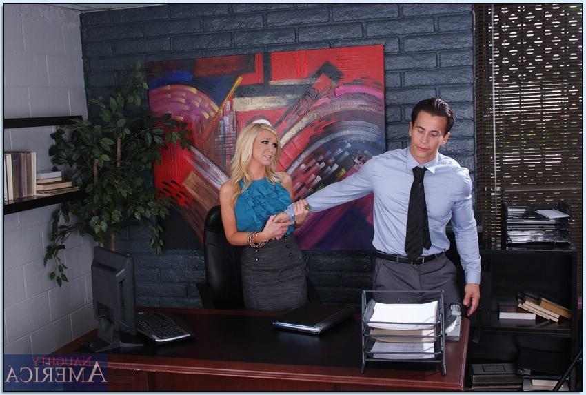 16P Doll faced babe in fishnet stockings Dylan Riley banged in the office