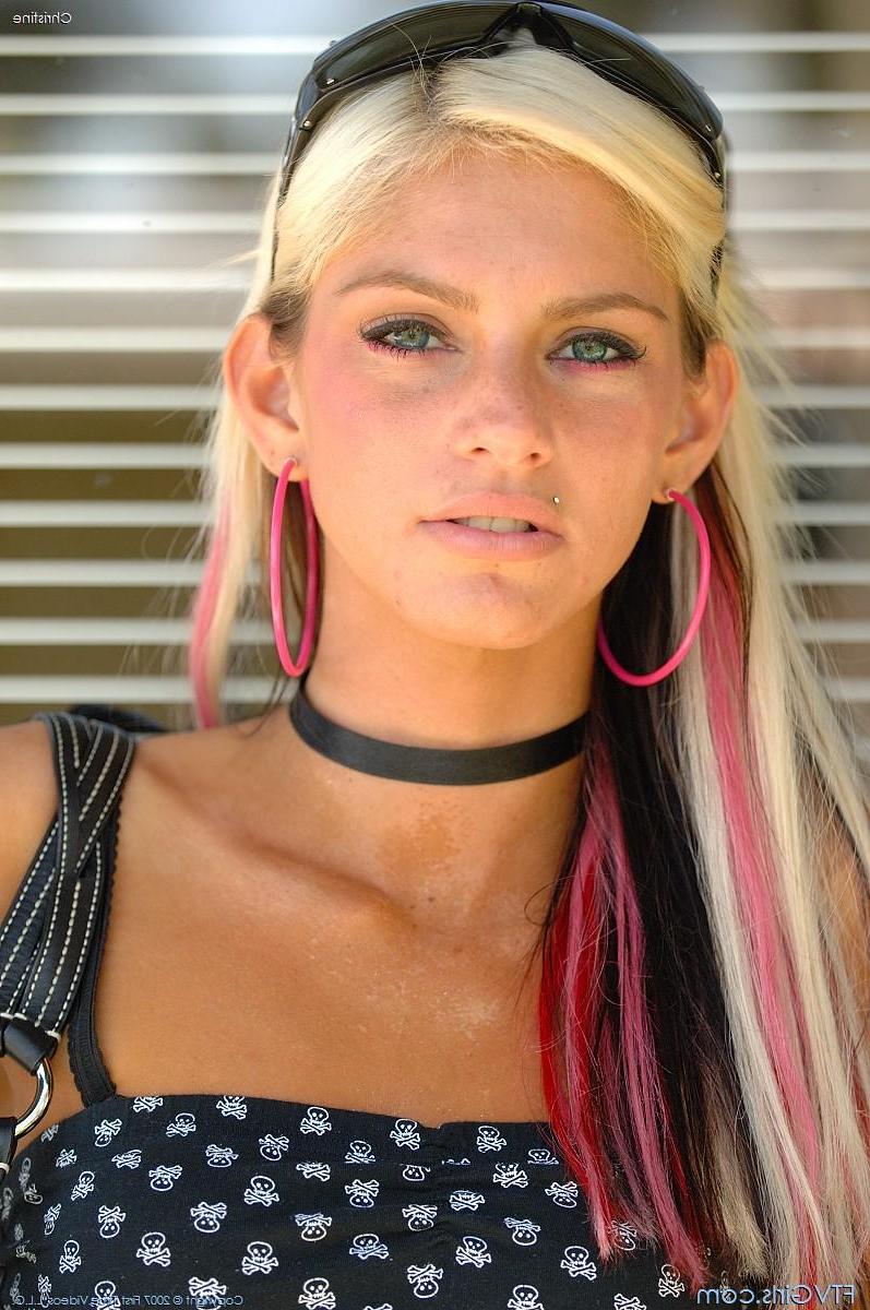 20P Pics of Christine Alexis naked and ready to fuck