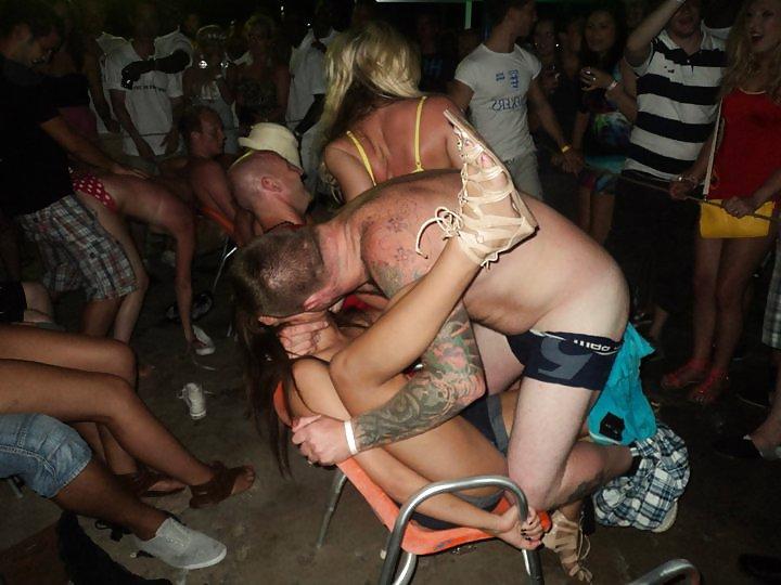 25P Hypnotist Party (Naked Naughtiness)