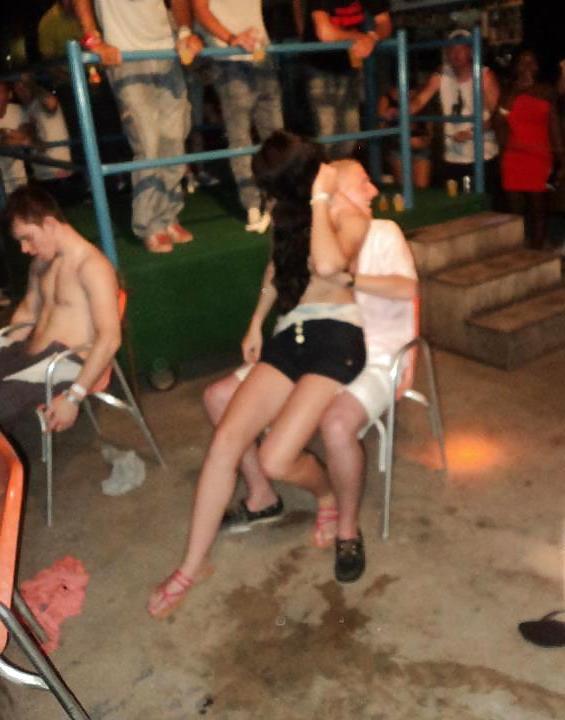25P Hypnotist Party (Naked Naughtiness)
