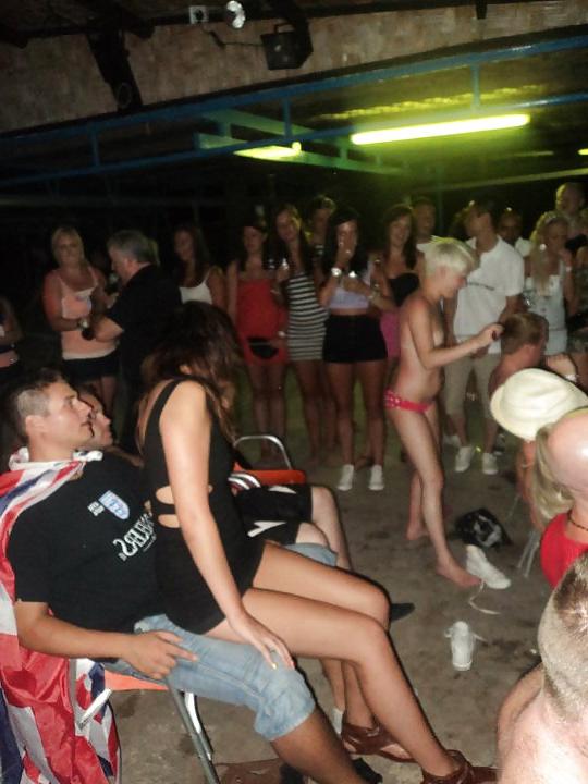 25P Hypnotist Party (Naked Naughtiness)