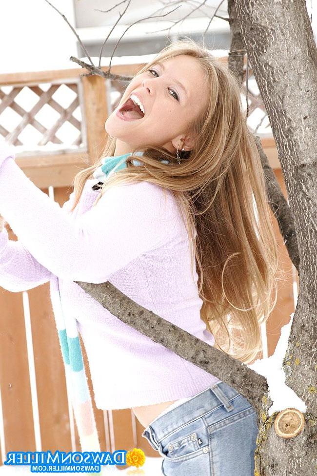 15P 18 year old teen Dawson shows you her round boobs outside in the snow