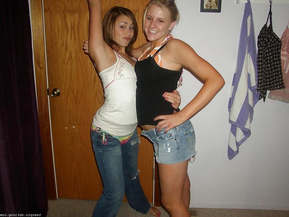 22P Party Girls