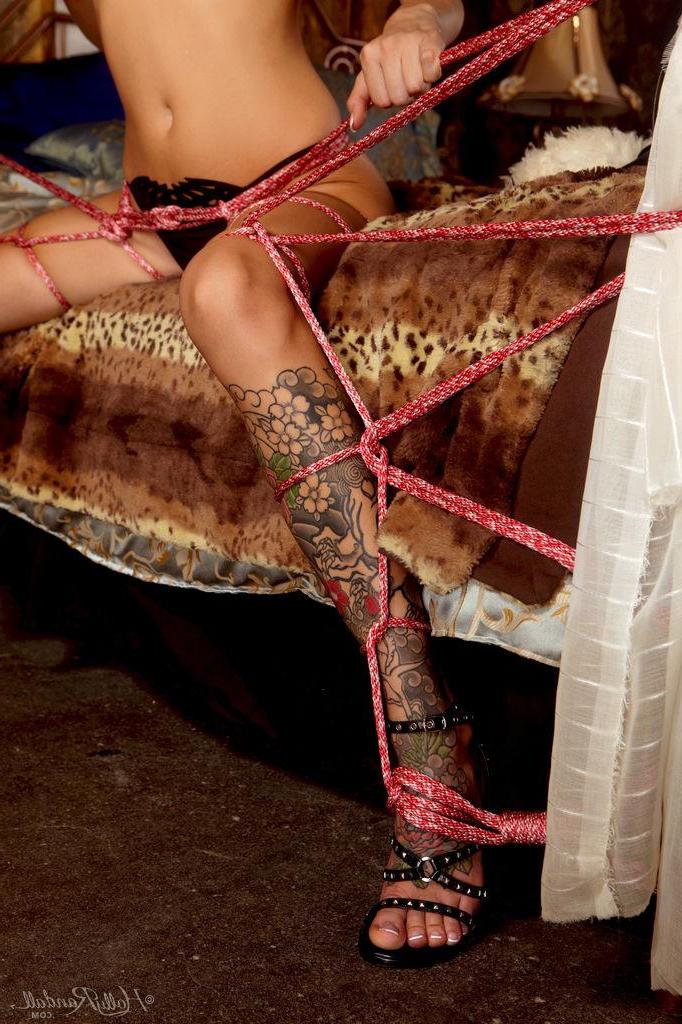 16P Beautiful alt girl Emma Mae is bound and ready to play with you
