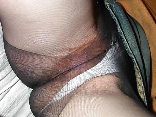 7P Mature pantyhose