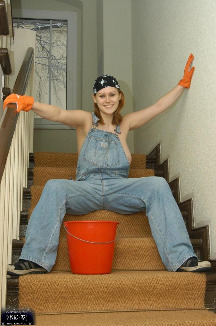16P Pictures of busty girl Melli getting hot while she cleans her house