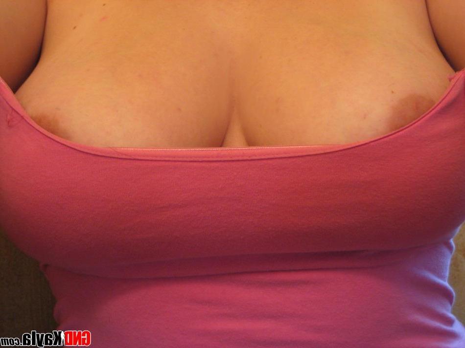 16P Pictures of teen babe GND Kayla taking hot pics of herself at home